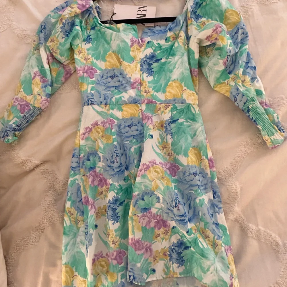 *NWT* Zara Off The Shoulder Printed Neon Multicolor Watercolor Dress; size XS - Picture 2 of 5